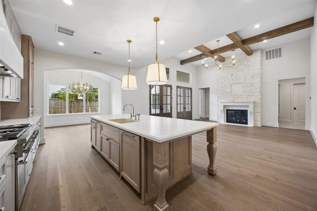 1018 Rosepoint Street, Houston, TX 77018