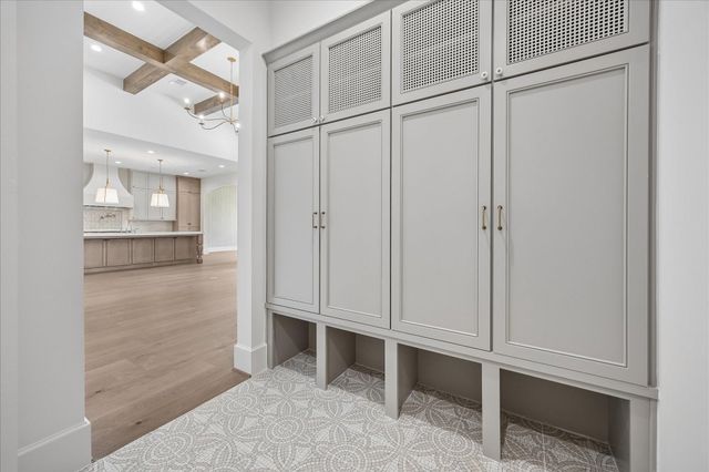 1018 Rosepoint Street, Houston, TX 77018