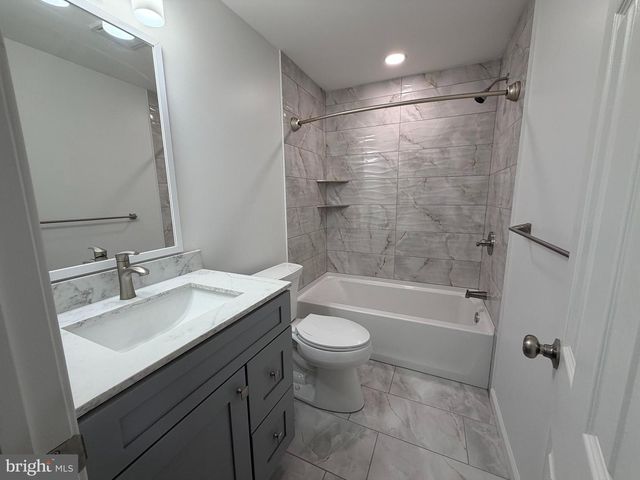20 CONSTITUTION AVE, Doylestown, PA 18901
