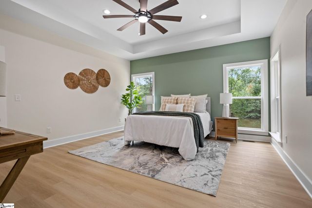 9 Dahlgreen Lane, Taylors, SC 29687