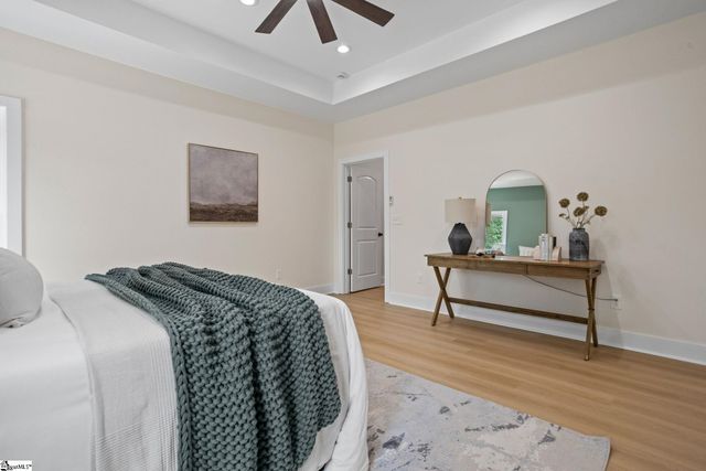 9 Dahlgreen Lane, Taylors, SC 29687