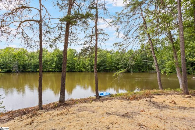9 Dahlgreen Lane, Taylors, SC 29687