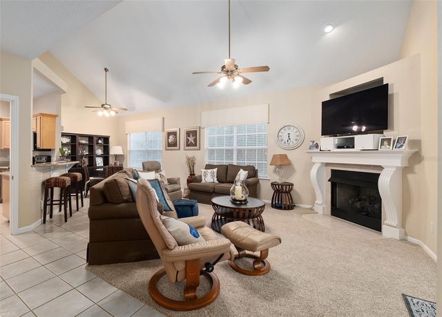 3941 NW 8TH AVENUE, Gainesville, FL 32605