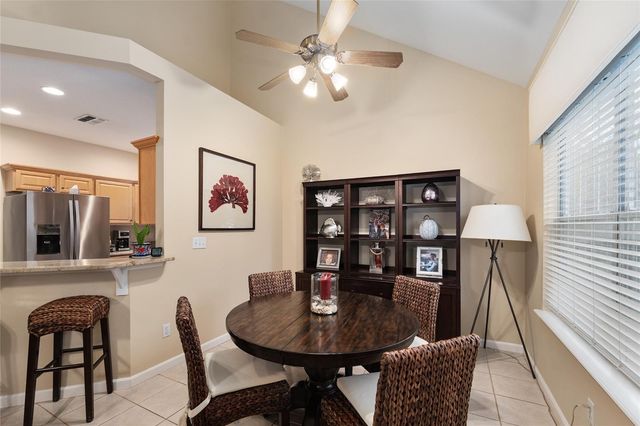 3941 NW 8TH AVENUE, Gainesville, FL 32605