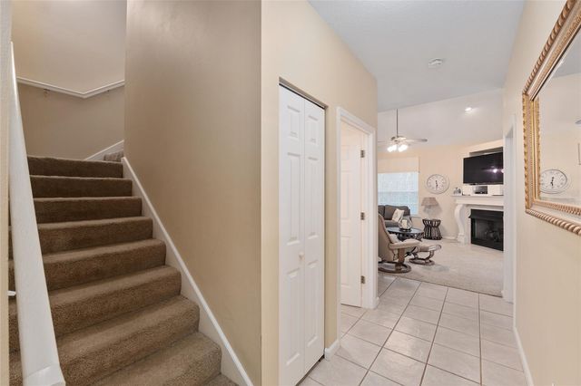 3941 NW 8TH AVENUE, Gainesville, FL 32605