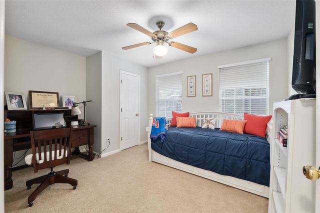 3941 NW 8TH AVENUE, Gainesville, FL 32605