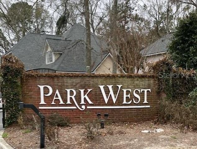 3941 NW 8TH AVENUE, Gainesville, FL 32605