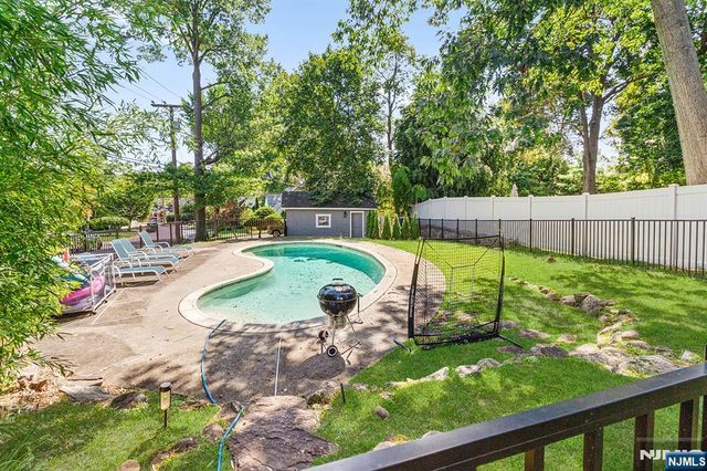 191 West Street, Closter, NJ 07624