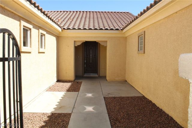 8412 River Ridge Drive, Las Vegas, NV 89131