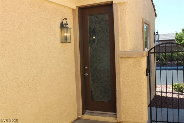 8412 River Ridge Drive, Las Vegas, NV 89131