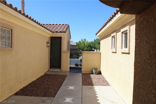 8412 River Ridge Drive, Las Vegas, NV 89131
