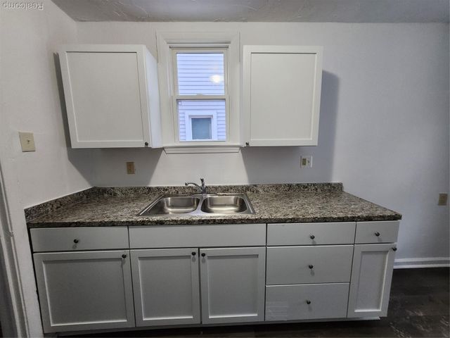 15389 Dixie, Redford Charter Township, MI 48239