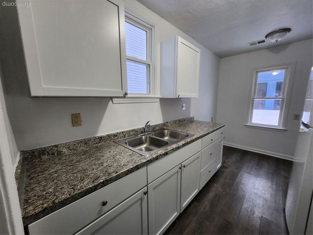 15389 Dixie, Redford Charter Township, MI 48239