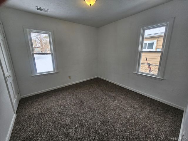 15389 Dixie, Redford Charter Township, MI 48239