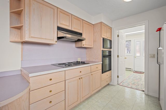 5 South Watch Road, Meredith, NH 03253