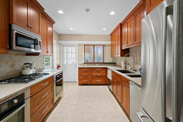 5 South Watch Road, Meredith, NH 03253