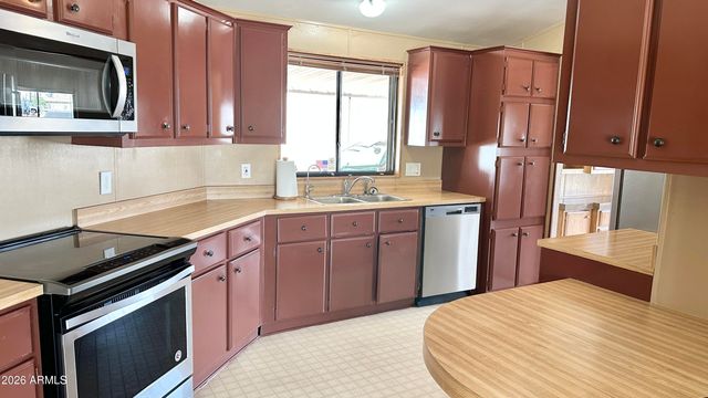 834 S Meridian Road 90, Apache Junction, AZ 85120