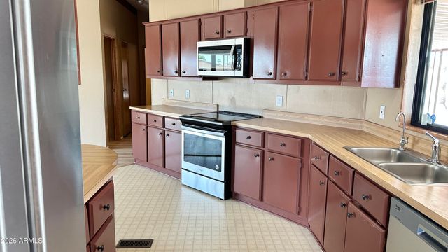 834 S Meridian Road 90, Apache Junction, AZ 85120