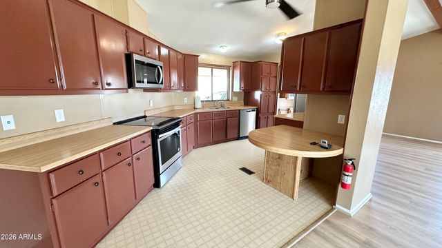 834 S Meridian Road 90, Apache Junction, AZ 85120