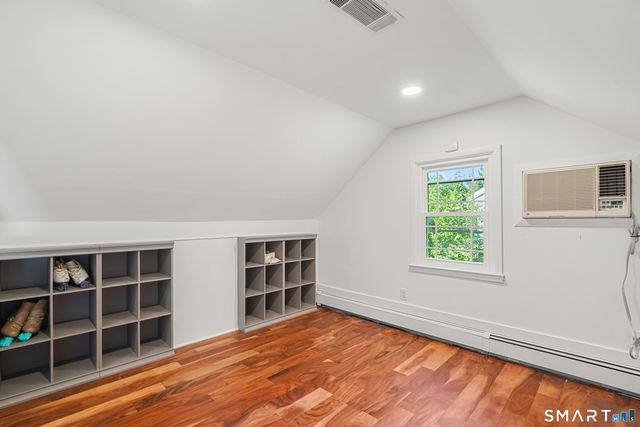 87 Clover Hill Drive, Stamford, CT 06902