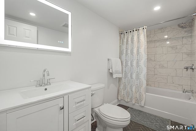 87 Clover Hill Drive, Stamford, CT 06902