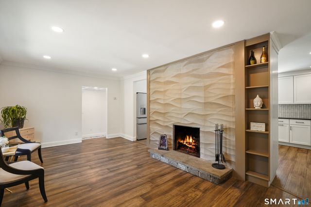 87 Clover Hill Drive, Stamford, CT 06902