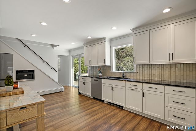 87 Clover Hill Drive, Stamford, CT 06902