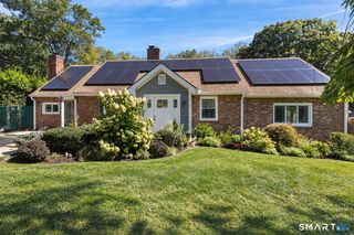 87 Clover Hill Drive, Stamford, CT 06902