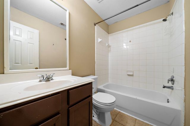 6615 Wellington Meadows Drive, Katy, TX 77449