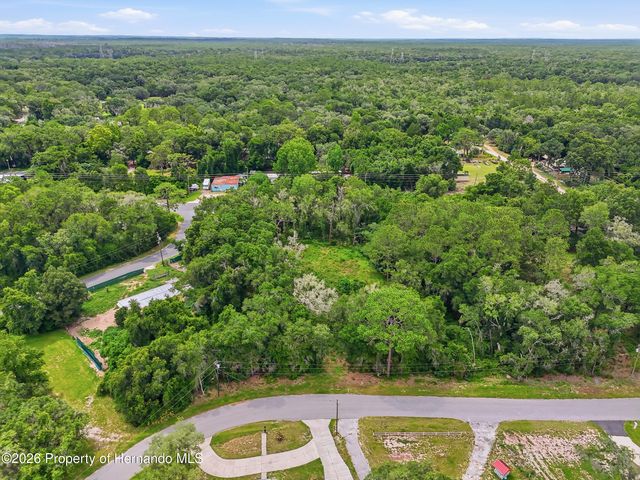 7002 N Castlebury Road, Hernando, FL 34442