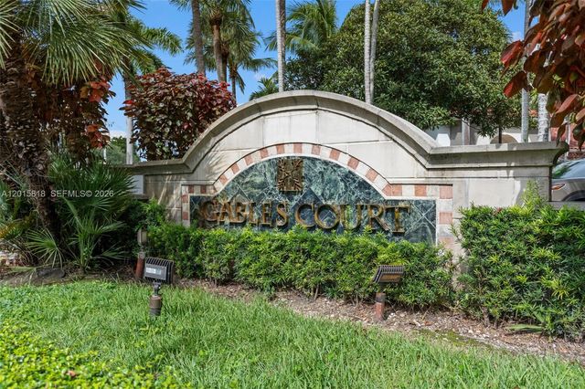6861 SW 44th St 109, Miami, FL 33155