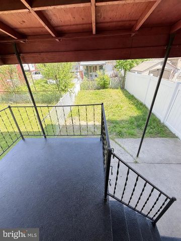 5 N MORRIS ST, Saint Clair, PA 17970