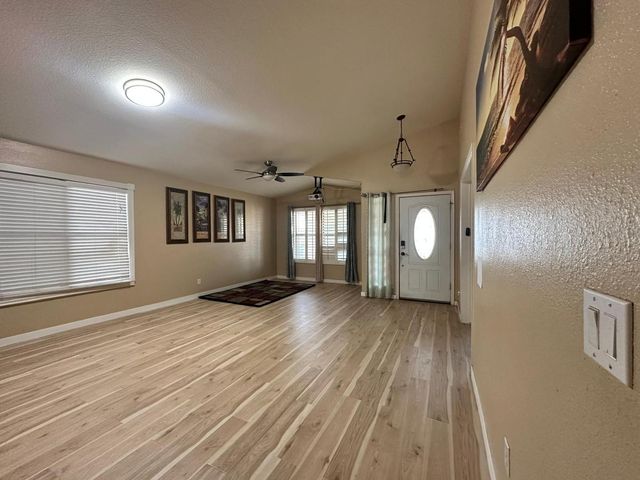 3251 W Vista Bonita Drive, Phoenix, AZ 85027