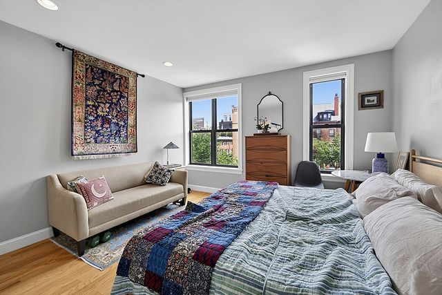 1723 Washington St 302, Boston, MA 02118