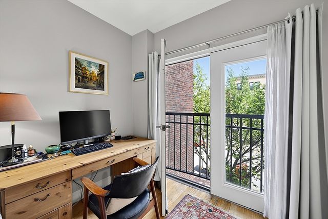 1723 Washington St 302, Boston, MA 02118