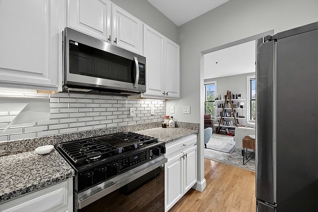 1723 Washington St 302, Boston, MA 02118