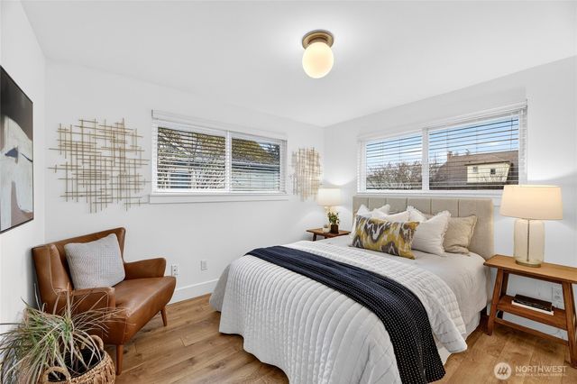 3235 38th Avenue SW, Seattle, WA 98126