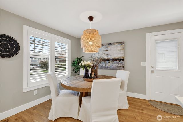 3235 38th Avenue SW, Seattle, WA 98126