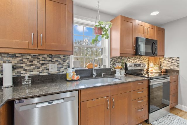 3 Kendall Pond Road, Derry, NH 03038