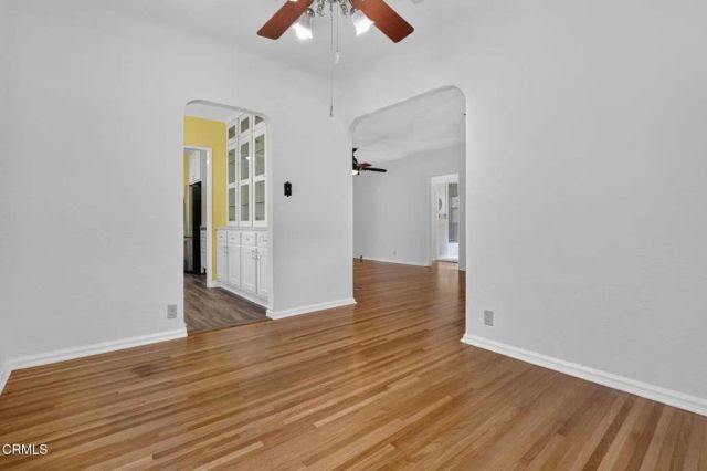 842 E Glenoaks Boulevard, Glendale, CA 91207