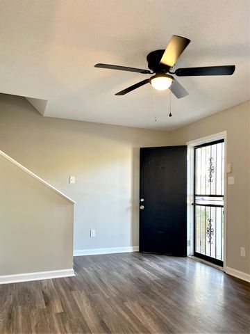 2344 N Orchid Dr Unit 33, Memphis, TN 38114