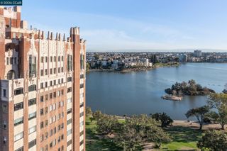 492 Staten Ave 1101, Oakland, CA 94610