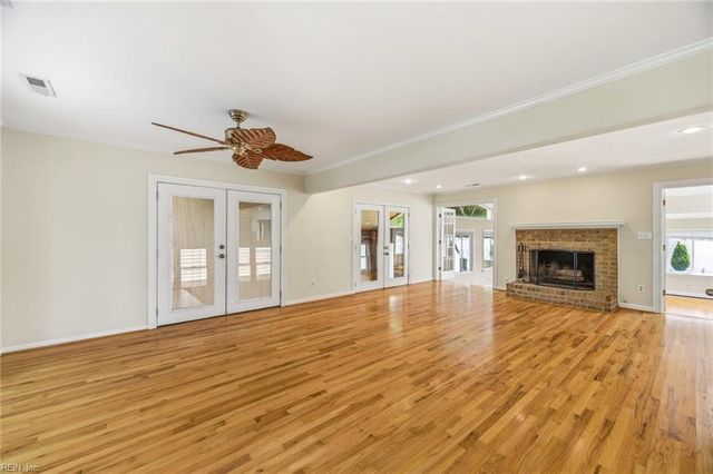 1000 Hollins College CT, Virginia Beach, VA 23455
