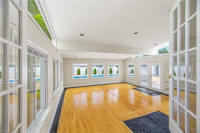 1000 Hollins College CT, Virginia Beach, VA 23455