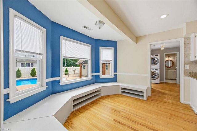 1000 Hollins College CT, Virginia Beach, VA 23455