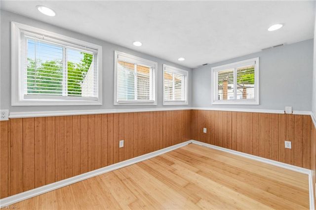 1000 Hollins College CT, Virginia Beach, VA 23455