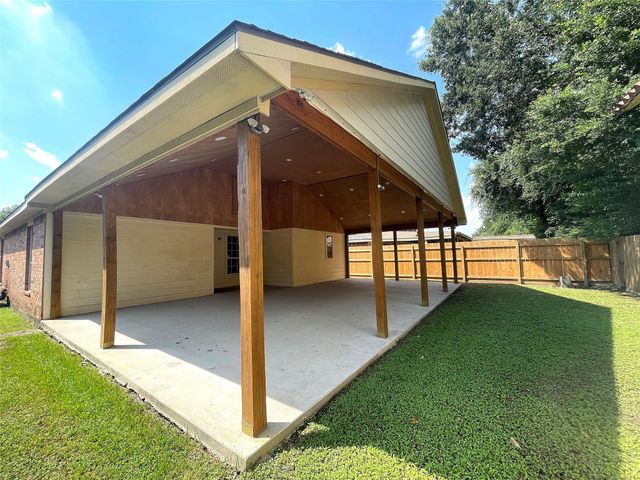 9903 Raul Hector, Houston, TX 77075