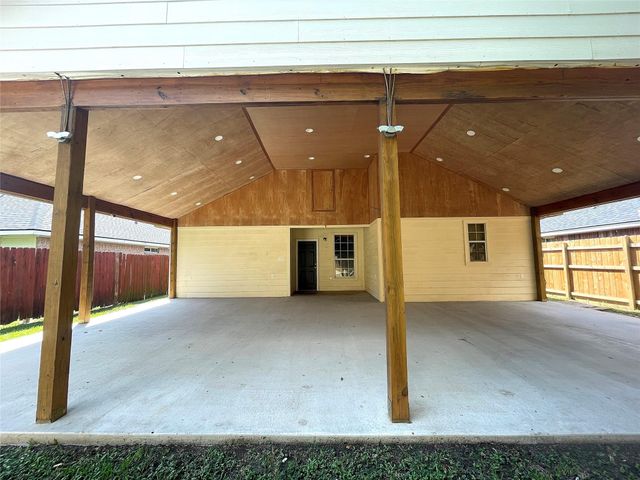 9903 Raul Hector, Houston, TX 77075