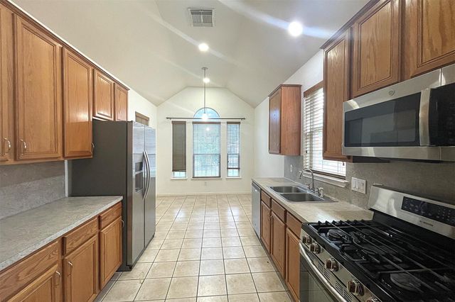 9903 Raul Hector, Houston, TX 77075