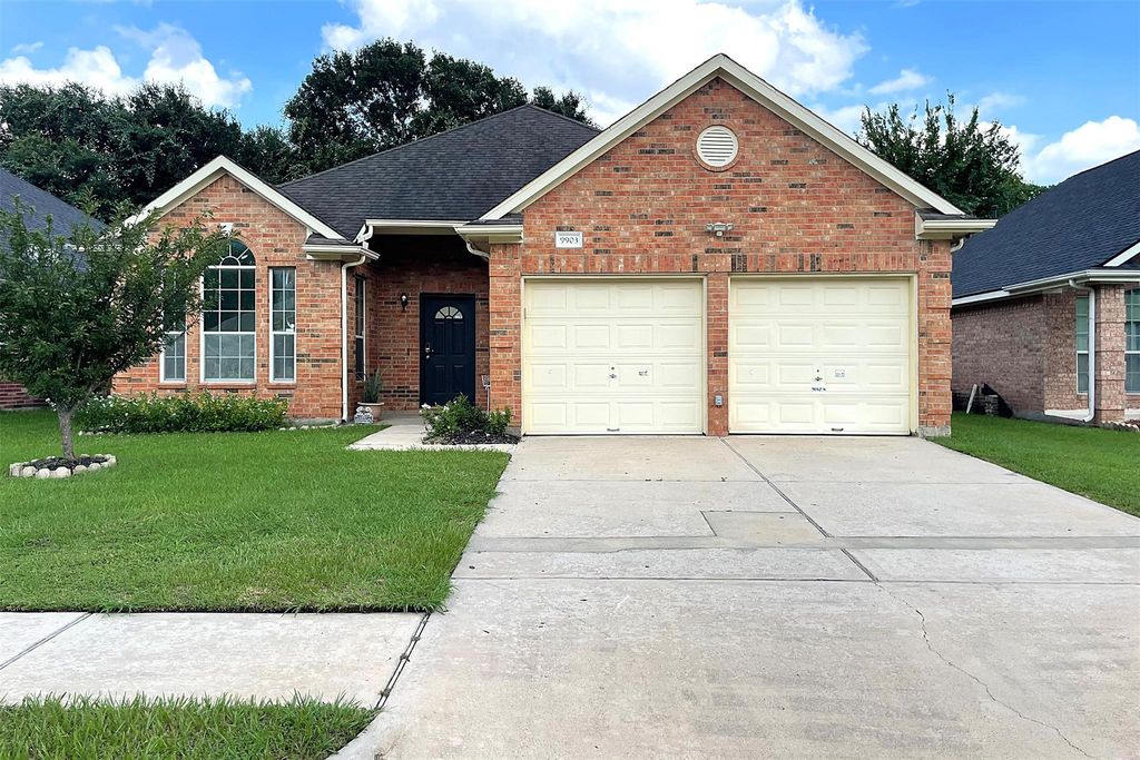 9903 Raul Hector, Houston, TX 77075